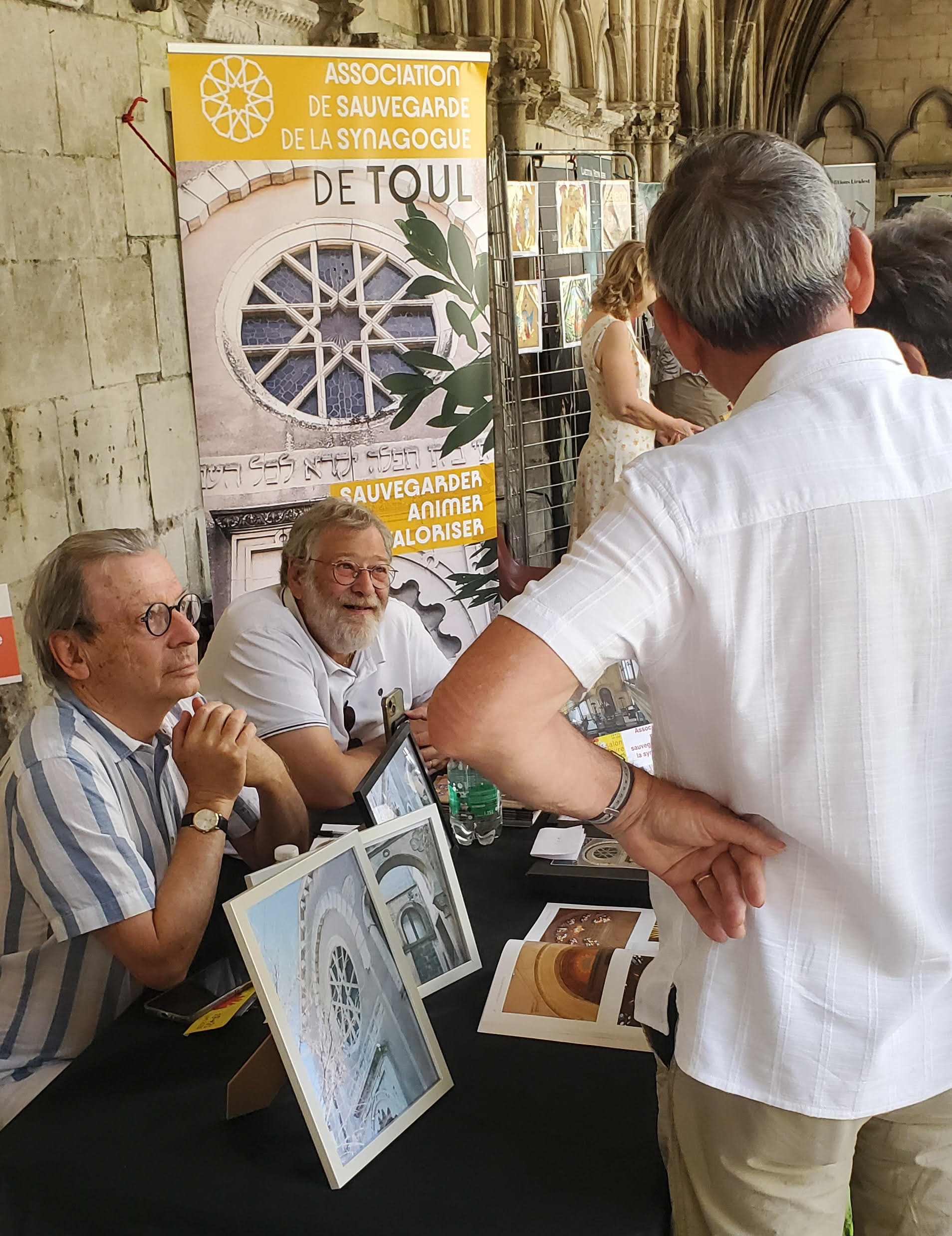 salonlivre26